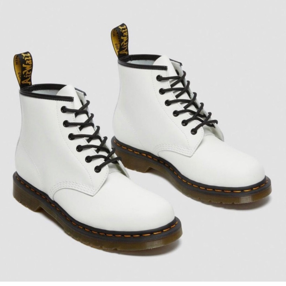 Doc Marten’s 101 YS Boots